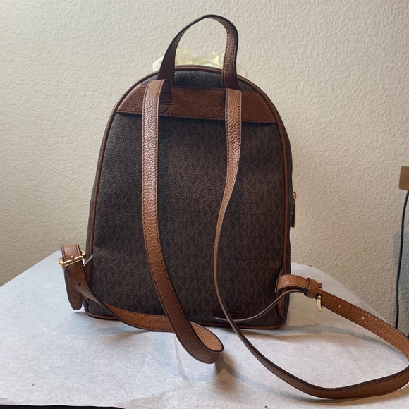 MK Medium Brown Multi Abbey Backpack Large Stripe - Picture 2 of 6